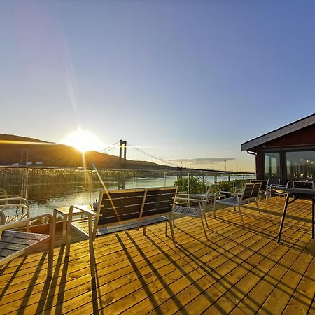 Tjeldsundbrua Hotel Skanland Exterior foto