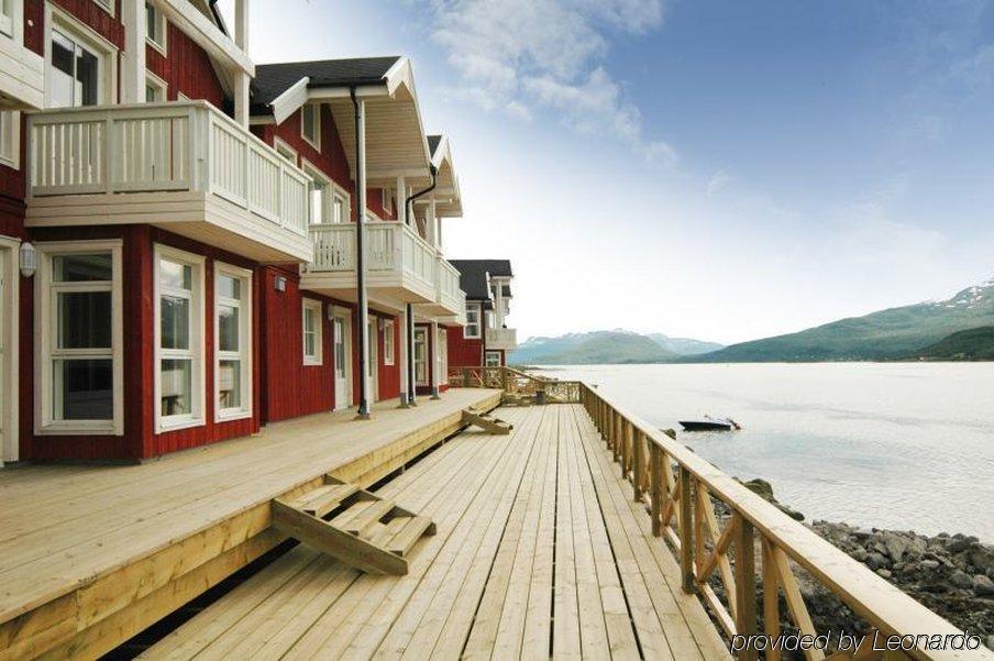 Tjeldsundbrua Hotel Skanland Exterior foto